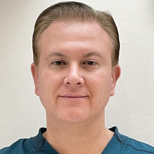 Dr. Erwin Chiquete Anaya